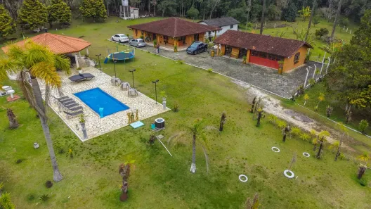 Fazenda/Sítio com 3 Quartos à venda, 562m² no Borda do Campo, São José dos Pinhais
