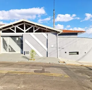Casa com 3 Quartos para alugar, 143m² no Jardim Nova Suíça, Limeira