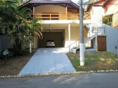 Casa de Condomínio com 3 Quartos para alugar, 252m² no Transurb, Itapevi