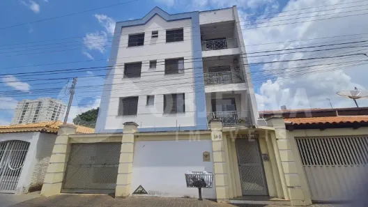 Apartamento com 3 Quartos para alugar, 107m² no Centro, Uberlândia