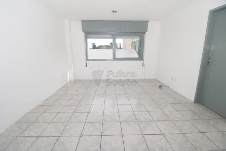Apartamento com 1 Quarto para alugar, 68m² no Centro, Pelotas