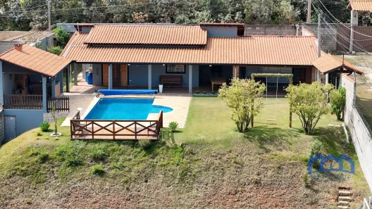 Fazenda/Sítio com 3 Quartos à venda, 1000m² no , Mairinque
