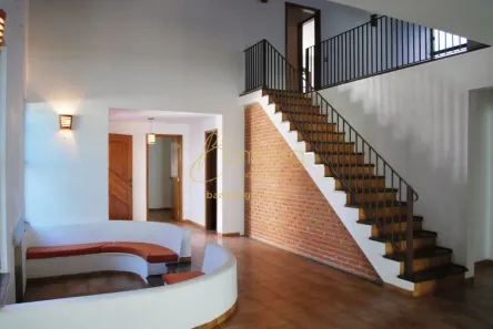 Casa com 3 Quartos à venda, 306m² no Interlagos, São Paulo