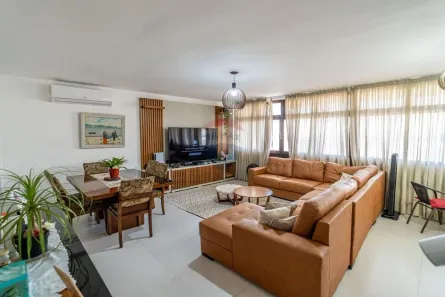 Casa com 5 Quartos à venda, 242m² no Jardim Carioca, Rio de Janeiro
