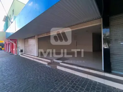 Ponto Comercial com 1 Quarto para alugar, 200m² no Centro, Uberlândia