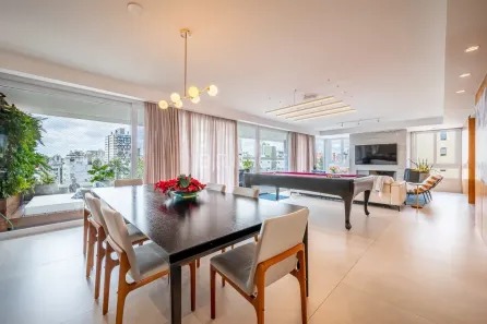 Apartamento com 3 Quartos à venda, 230m² no Menino Deus, Porto Alegre