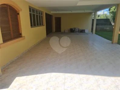 Casa com 3 Quartos para alugar, 307m² no Vila Albertina, São Paulo