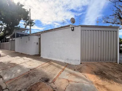 Casa com 2 Quartos à venda, 128m² no Jardim Tabapuã (Vila Xavier), Araraquara