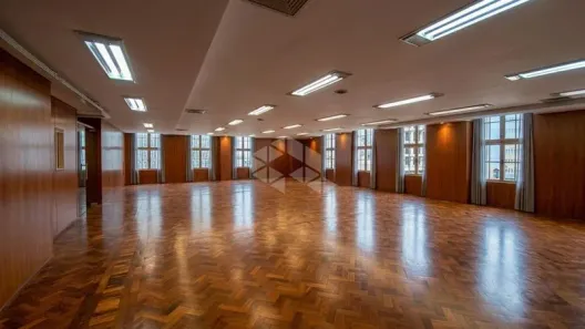 Sala Comercial para alugar, 350m² no Centro Histórico, Porto Alegre