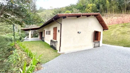 Casa com 3 Quartos à venda, 7000m² no Itaipava, Petrópolis