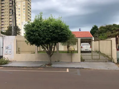 Casa com 4 Quartos à venda, 140m² no Centro, Campo Mourão