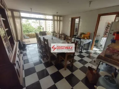 Casa com 5 Quartos à venda, 342m² no Vila Mariana, São Paulo