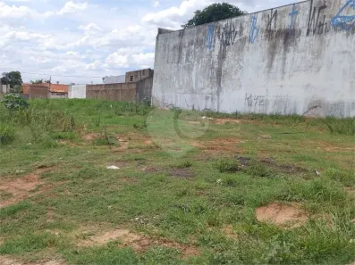 Lote/Terreno à venda, 703m² no Tangarás, Bauru