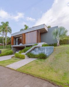 Casa de Condomínio com 3 Quartos à venda, 265m² no Primeira Linha, Criciúma