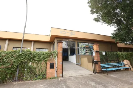 Fazenda/Sítio com 3 Quartos à venda, 2m² no Vila Fátima, Capivari