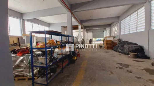 Galpão/Depósito/Armazém à venda, 2900m² no Taboão, São Bernardo do Campo
