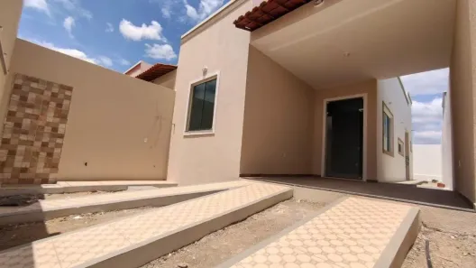 Casa com 3 Quartos para alugar, 175m² no Belchior, Sobral