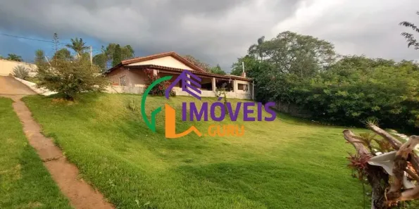 Fazenda/Sítio com 3 Quartos à venda, 200m² no Recanto dos Lagos, Poços de Caldas