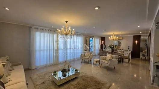 Apartamento com 3 Quartos à venda, 217m² no Jardim do Lago, Londrina