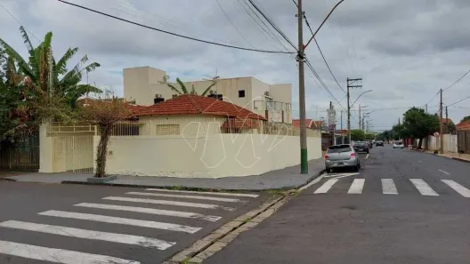 Casa com 1 Quarto à venda, 99m² no Jardim do Carmo, Araraquara