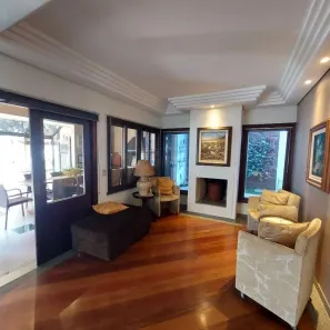 Imóvel Comercial com 1 Quarto para alugar, 380m² no Ahú, Curitiba