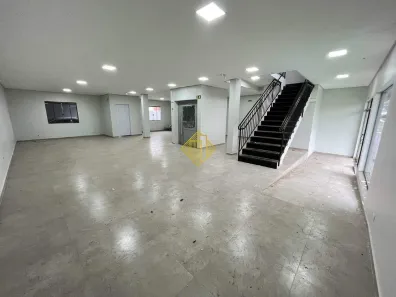 Sala Comercial para alugar, 300m² no Centro, Toledo