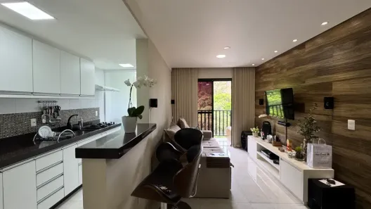 Apartamento com 2 Quartos à venda, 72m² no Samambaia, Petrópolis
