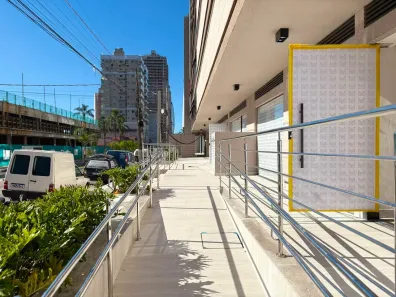Sala Comercial para alugar, 69m² no Balneário Perequê, Porto Belo