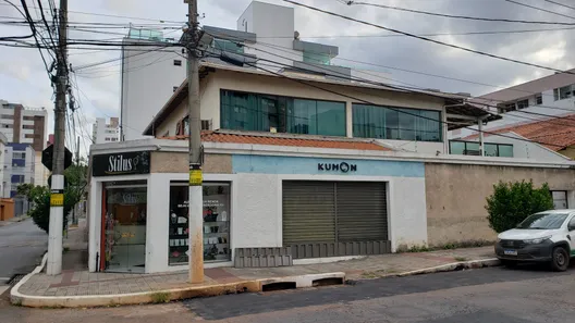 Sobrado com 12 Quartos à venda, 361m² no Coração Eucarístico, Belo Horizonte