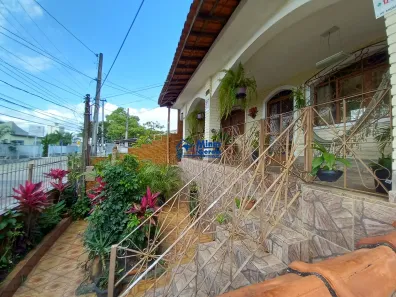 Casa com 3 Quartos à venda, 142m² no Jardim Satélite, São José dos Campos
