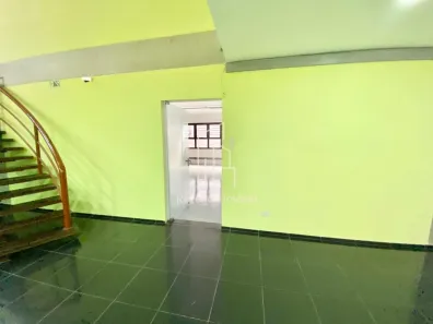 Sala Comercial para alugar, 280m² no Parque Industrial San José, Cotia