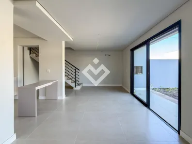 Casa de Condomínio com 3 Quartos à venda, 159m² no Camobi, Santa Maria