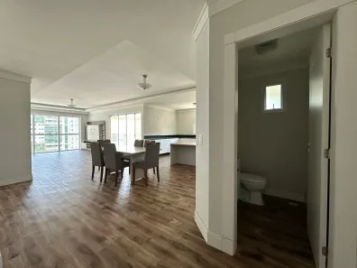 Apartamento com 3 Quartos à venda, 173m² no Meia Praia, Itapema