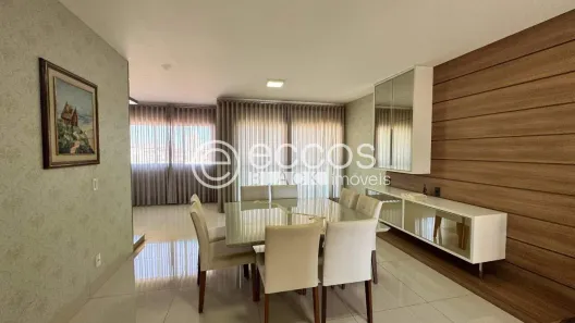 Apartamento com 3 Quartos para alugar, 140m² no Patrimônio, Uberlândia