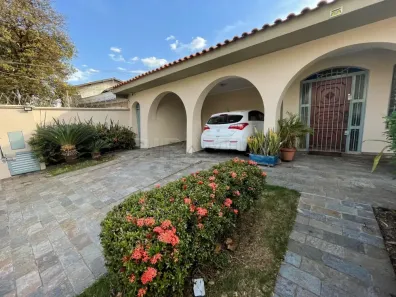 Casa com 4 Quartos para alugar, 212m² no Alto da Boa Vista, Ribeirão Preto