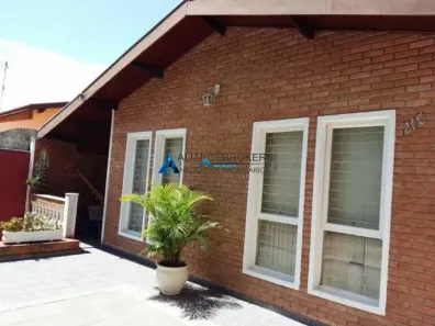 Casa com 3 Quartos à venda, 278m² no Jardim Pacaembu, Jundiaí