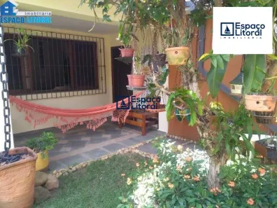 Casa com 5 Quartos para alugar, 220m² no Jardim Primavera, Caraguatatuba
