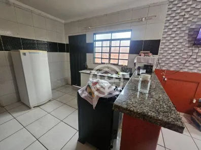 Casa com 2 Quartos à venda, 80m² no Jardim Califórnia, Barretos