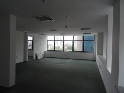 Sala Comercial para alugar, 245m² no Vila Olímpia, São Paulo