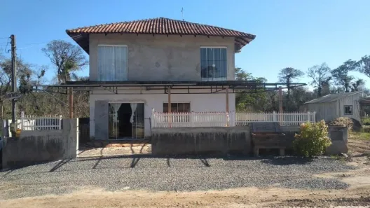 Sobrado com 5 Quartos à venda, 160m² no Barra do Saí, Itapoá