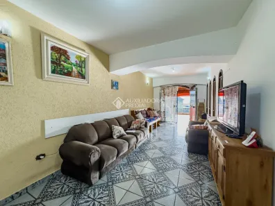 Sobrado com 4 Quartos à venda, 218m² no Ferrazópolis, São Bernardo do Campo