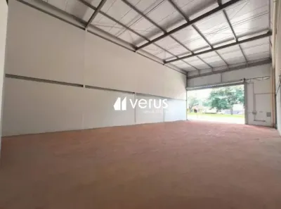 Galpão/Depósito/Armazém para alugar, 200m² no Segismundo Pereira, Uberlândia