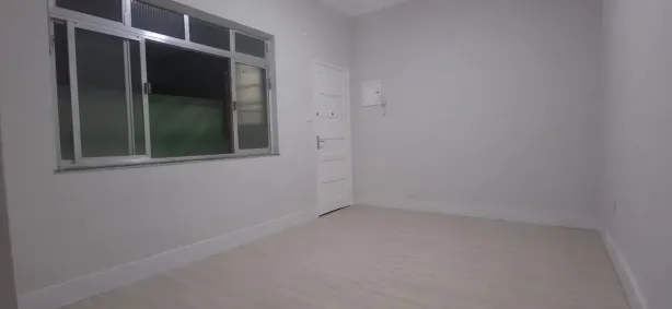 Apartamento com 2 Quartos para alugar, 65m² no Embaré, Santos