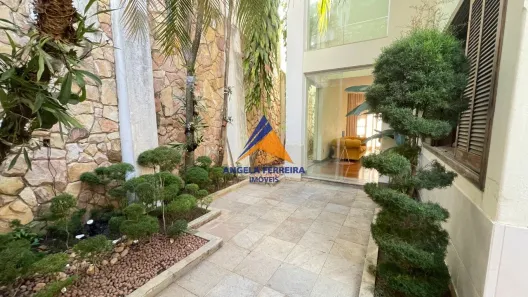 Casa com 5 Quartos à venda, 283m² no Buritis, Belo Horizonte