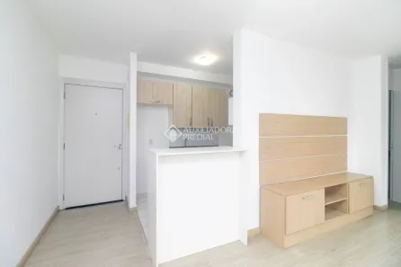 Apartamento com 3 Quartos para alugar, 67m² no Humaitá, Porto Alegre