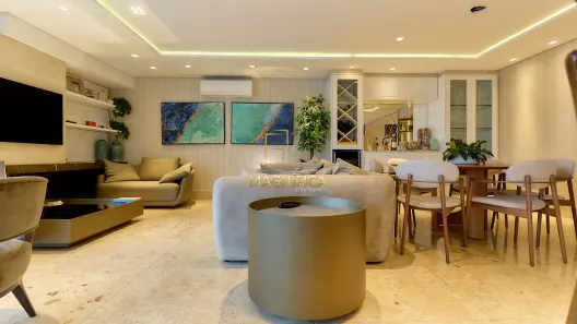 Apartamento com 3 Quartos à venda, 222m² no Água Verde, Curitiba