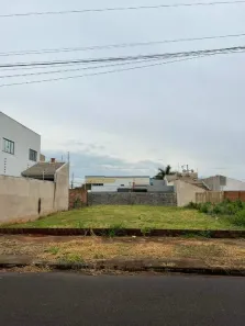 Lote/Terreno à venda, 301m² no Parque Industrial 200, Maringá