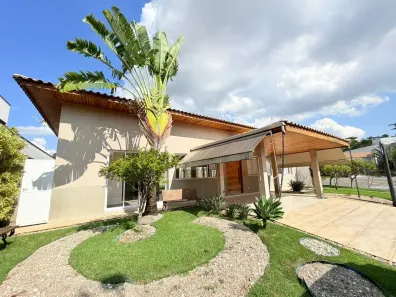 Casa de Condomínio com 3 Quartos para alugar, 231m² no Castelos, Tremembé