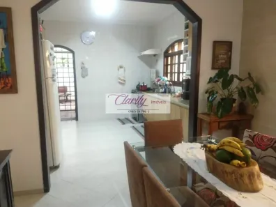 Casa com 3 Quartos à venda, 176m² no Jardim Bom Clima, Guarulhos