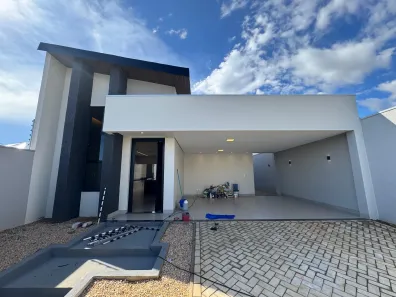 Casa com 3 Quartos à venda, 131m² no Plano Diretor Sul, Palmas